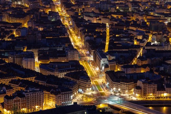 Cours Jean Jaurès de nuit